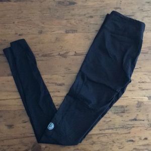 Pure Barre Splits59 leggings Size Small Black